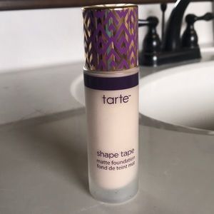Tarte Shape Tape Matte foundation